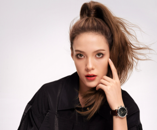 谷爱凌完胜加拿大<a href=