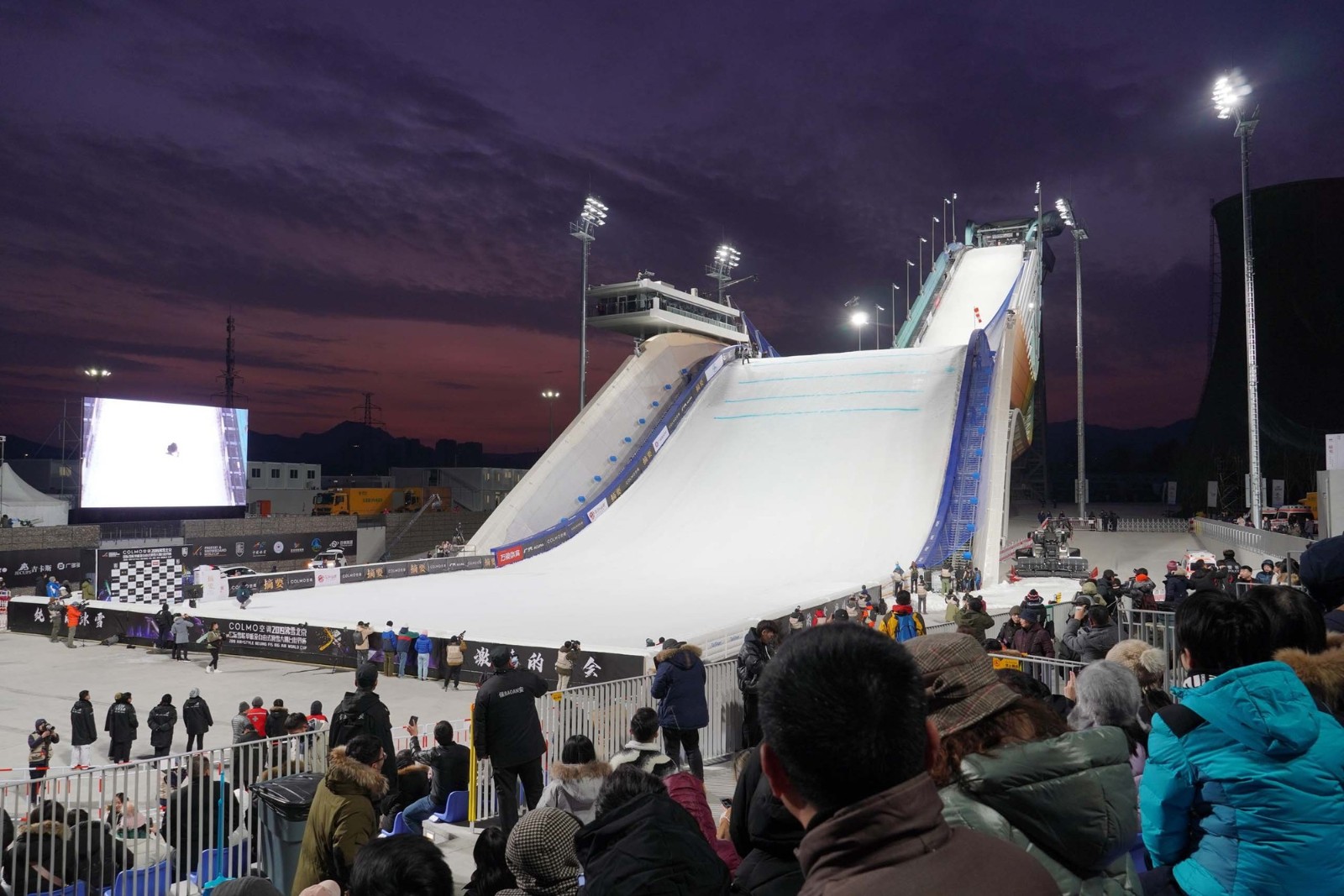 首钢滑雪大跳台中心 / 清华大学建筑设计研究院休闲区蓝鸢梦想 - Www.slyday.coM 首钢滑雪大跳台中心 / 清华大学建筑设计研究院休闲区蓝鸢梦想 - Www.slyday.coM