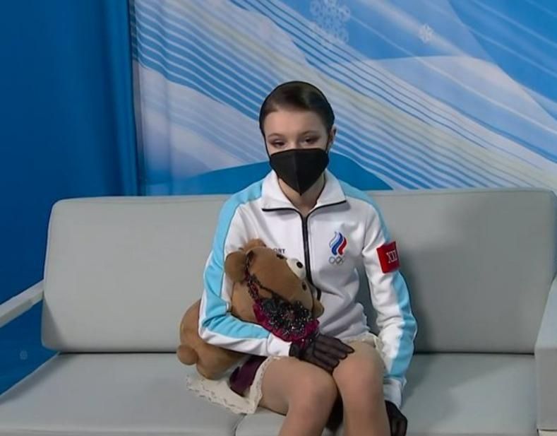 连续2届同样剧本！亚军痛哭冠军躲一边不吱声，<a href=