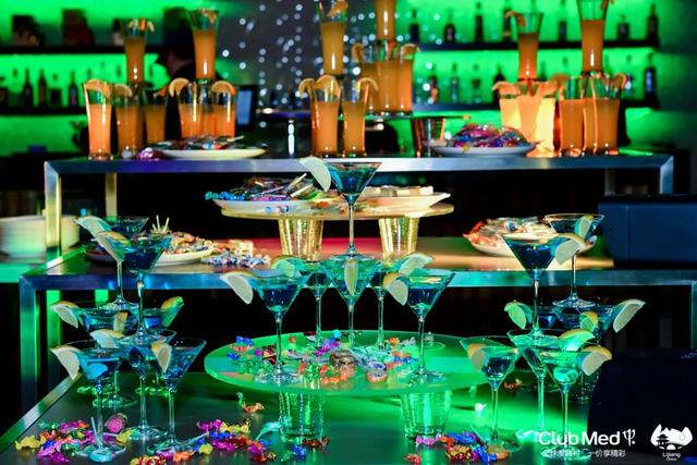 一个周末搞定的出游轻方式,我在Club Med丽江找到了……休闲区蓝鸢梦想 - Www.slyday.coM 一个周末搞定的出游轻方式,我在Club Med丽江找到了……休闲区蓝鸢梦想 - Www.slyday.coM