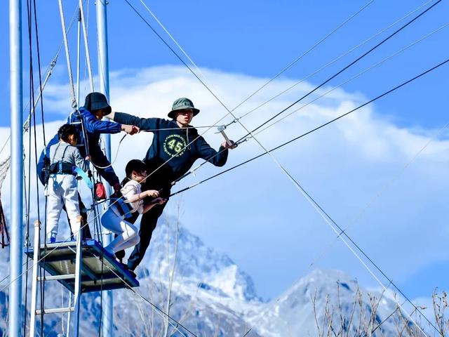 一个周末搞定的出游轻方式,我在Club Med丽江找到了……休闲区蓝鸢梦想 - Www.slyday.coM 一个周末搞定的出游轻方式,我在Club Med丽江找到了……休闲区蓝鸢梦想 - Www.slyday.coM