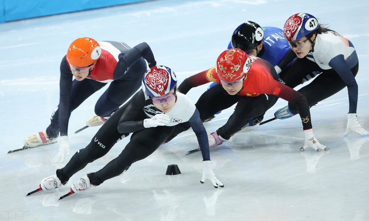 奥运双冠王哭诉：如果不是中国队员推我，我本该赢<a href=