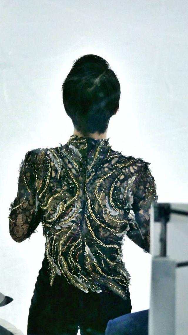 羽生结弦“小樱花”考斯滕亮相,华美比赛服背后有哪些门道?休闲区蓝鸢梦想 - Www.slyday.coM 羽生结弦“小樱花”考斯滕亮相,华美比赛服背后有哪些门道?休闲区蓝鸢梦想 - Www.slyday.coM