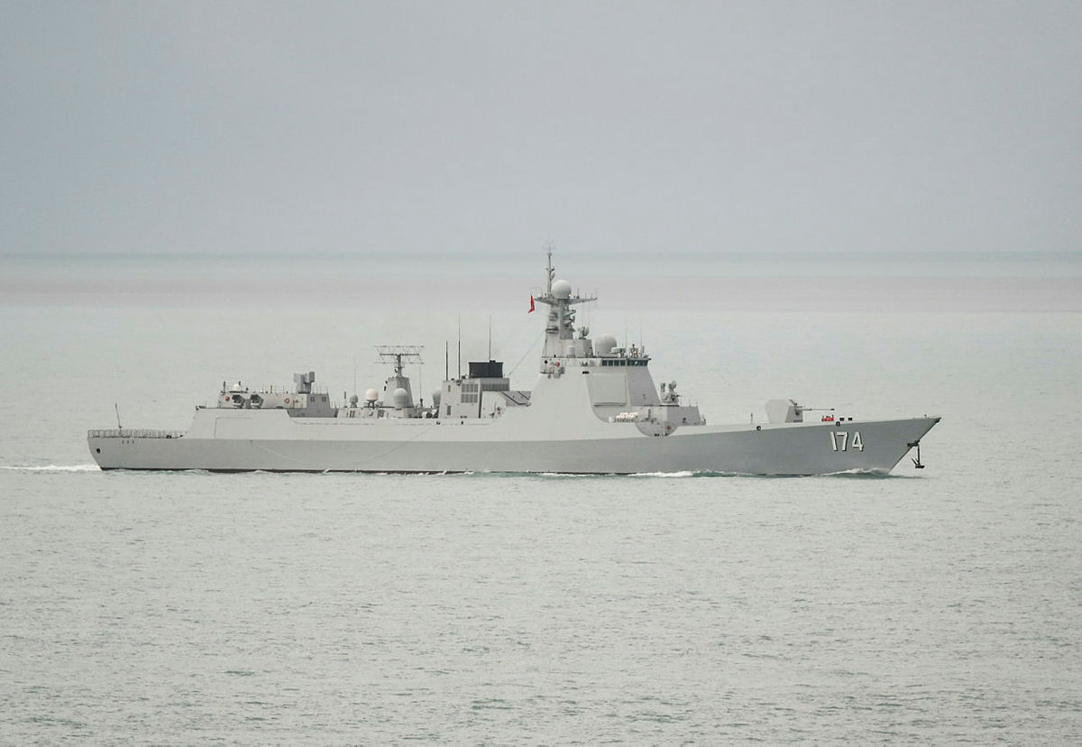 澳国防部在阿拉法特海拍摄到的中国军舰 图源：澳国防部网站