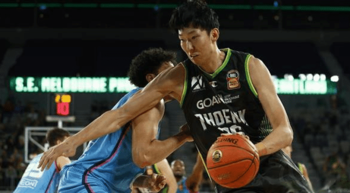 周琦或将返回国内联赛,澳洲联赛打得并不如意,出场时间受限