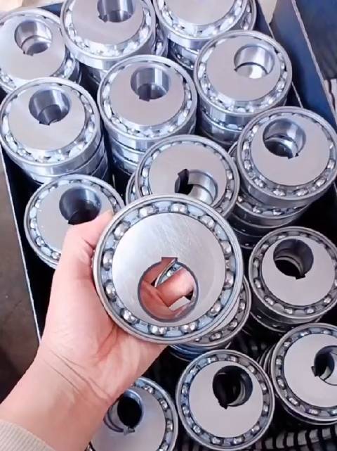 既然轴承那么完美，人体为什么没有进化出轴承状关节结...