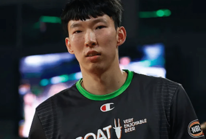 周琦或将返回国内联赛,澳洲联赛打得并不如意,出场时间受限