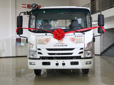 擎动未来 再铃巅峰 庆铃五十铃2.5L新蓝牌轻卡武汉上市