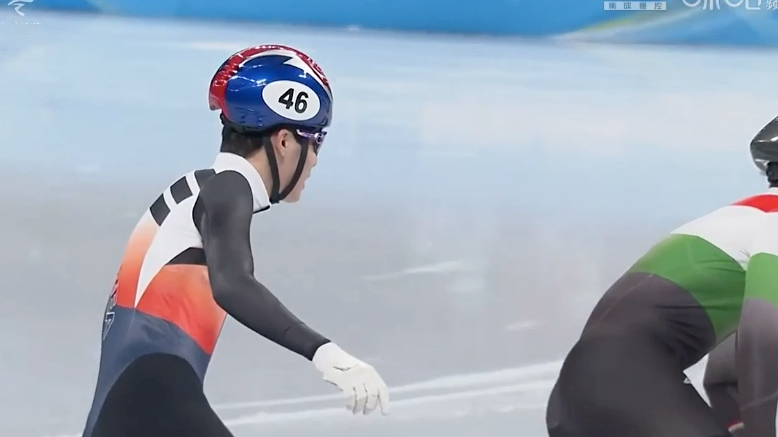 嘴上强硬却出尔反尔 <a href=