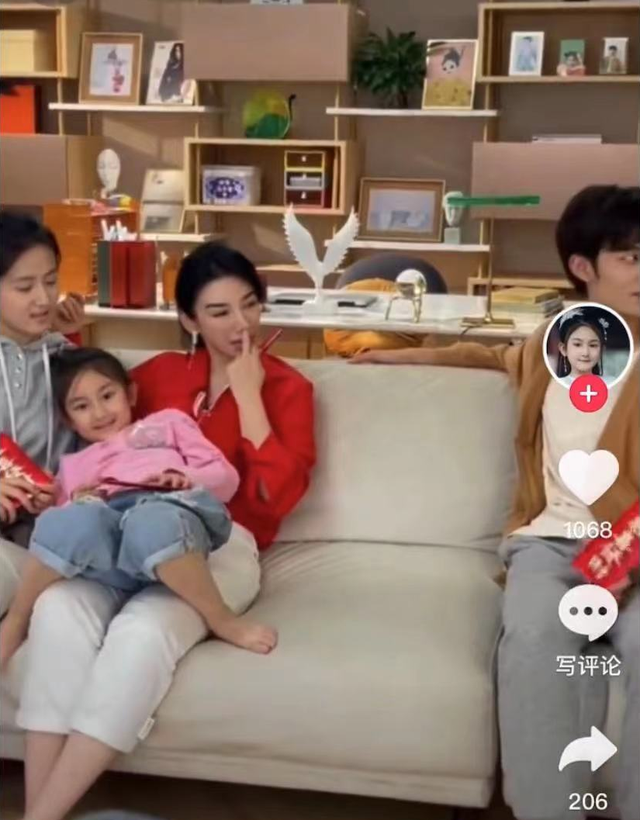 明道回应辱骂6岁女孩,又一段现场爆粗口画面曝光,口碑恐难挽回休闲区蓝鸢梦想 - Www.slyday.coM 明道回应辱骂6岁女孩,又一段现场爆粗口画面曝光,口碑恐难挽回休闲区蓝鸢梦想 - Www.slyday.coM