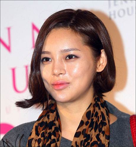 曾经貌美楚楚动人，现越整越残、各有各丑，<a href=