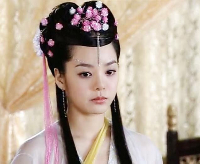 曾经貌美楚楚动人，现越整越残、各有各丑，<a href=