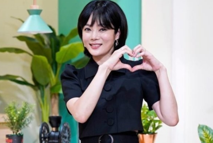 曾经貌美楚楚动人，现越整越残、各有各丑，<a href=