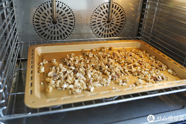 大列巴是什么?一篇搞懂新疆大列巴和俄罗斯大列巴的区别,还有超详细制作教程分享!休闲区蓝鸢梦想 - Www.slyday.coM 大列巴是什么?一篇搞懂新疆大列巴和俄罗斯大列巴的区别,还有超详细制作教程分享!休闲区蓝鸢梦想 - Www.slyday.coM