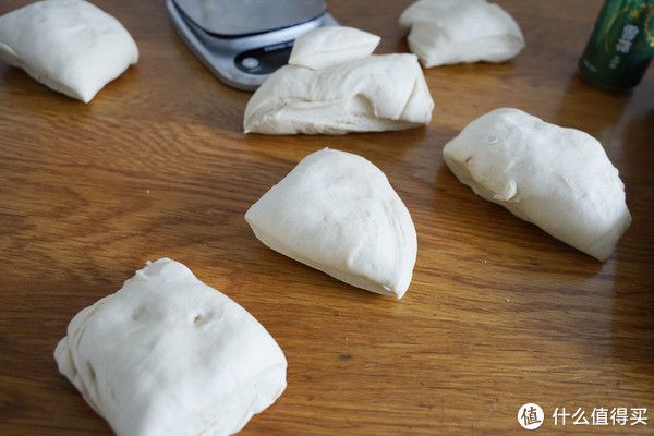 大列巴是什么?一篇搞懂新疆大列巴和俄罗斯大列巴的区别,还有超详细制作教程分享!休闲区蓝鸢梦想 - Www.slyday.coM 大列巴是什么?一篇搞懂新疆大列巴和俄罗斯大列巴的区别,还有超详细制作教程分享!休闲区蓝鸢梦想 - Www.slyday.coM