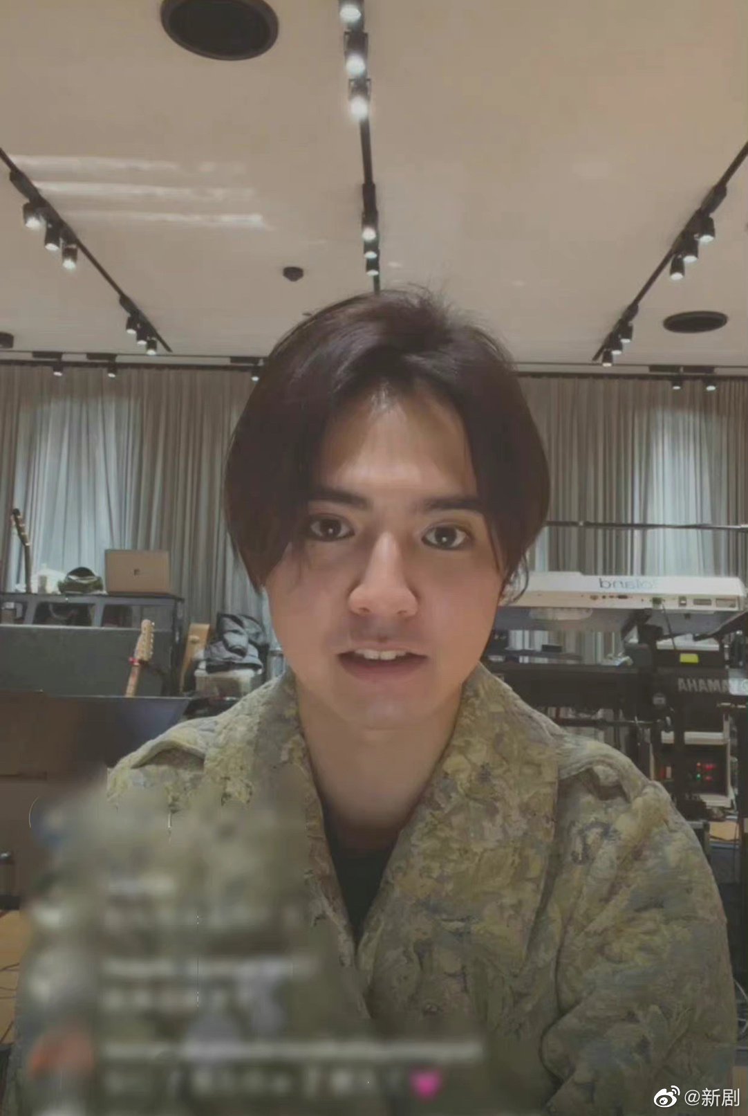 沉默是今晚的康桥，片寄凉太看着像是去了一趟<a href=