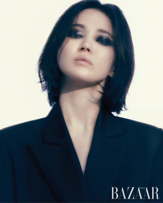 宋慧乔，《HarpersBazaar》<a href=