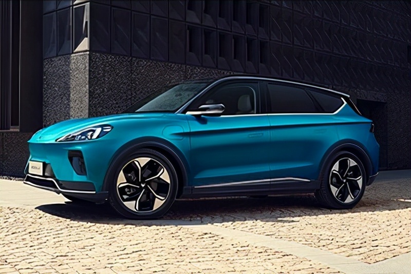 盘点:汽车行业跟“二”相关的那些事休闲区蓝鸢梦想 - Www.slyday.coM 盘点:汽车行业跟“二”相关的那些事休闲区蓝鸢梦想 - Www.slyday.coM