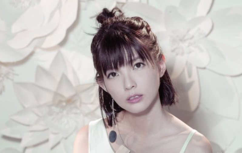 浪3网传名单变了又变,之前唯一“官宣”的郭美美也未必成行郭美美何洁名单