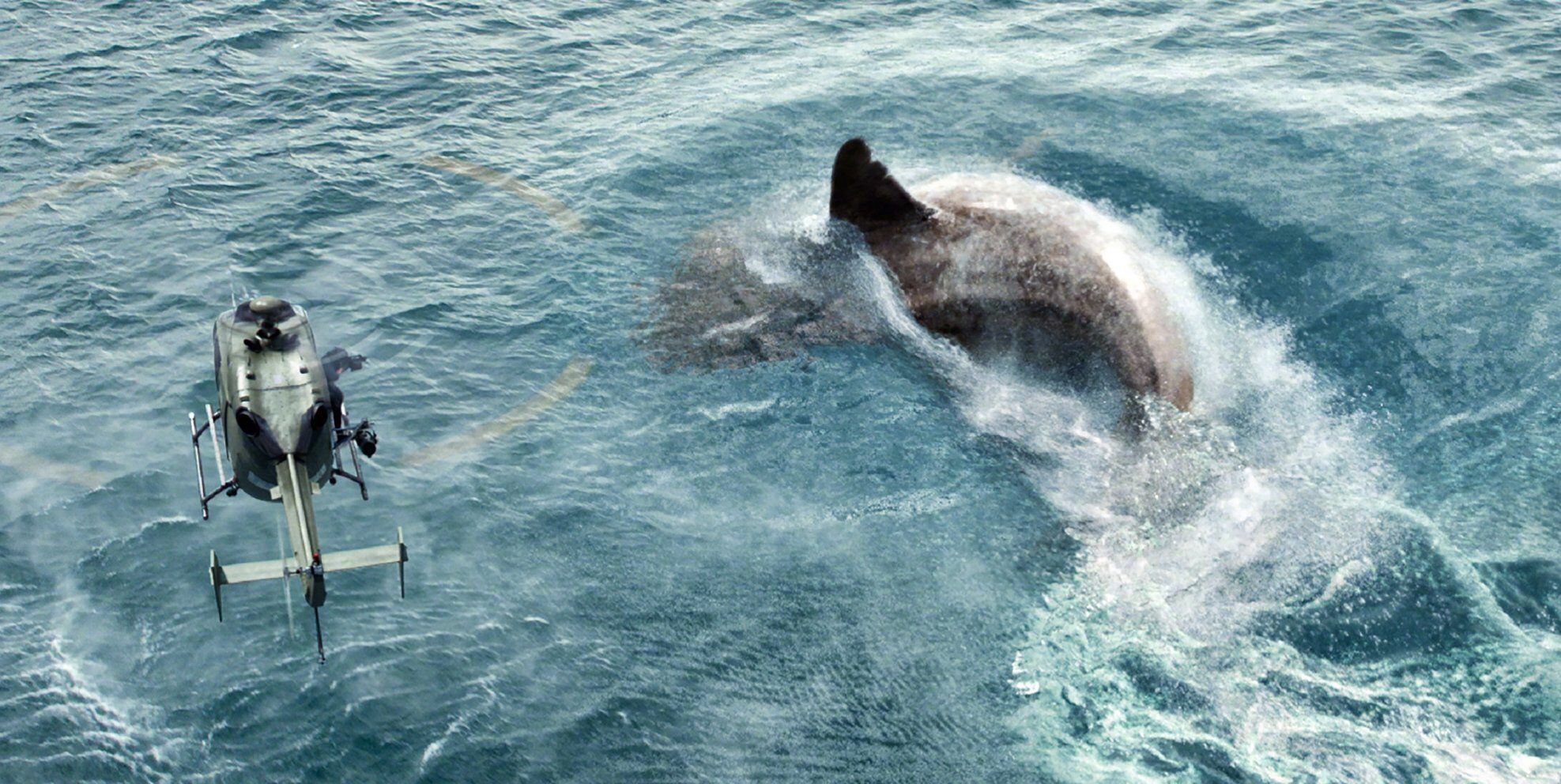 《巨齿鲨2：深渊》发布IMAX海报及预告 两大硬汉激战史前巨兽_凤凰网