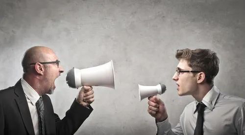 突发!乌克兰实施为期30天紧急状态,俄外交人员陆续离乌,美股大幅跳水休闲区蓝鸢梦想 - Www.slyday.coM 突发!乌克兰实施为期30天紧急状态,俄外交人员陆续离乌,美股大幅跳水休闲区蓝鸢梦想 - Www.slyday.coM