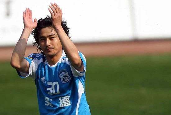 “韩流”来袭！大连人队跟上潮流？细数大连足球历史上的<a href=