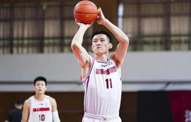 cba效力最久的几个现役球员辽宁1人广东3人北上浙各1人