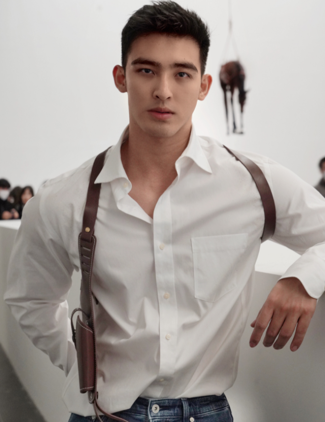 国内男星自曝被<a href=