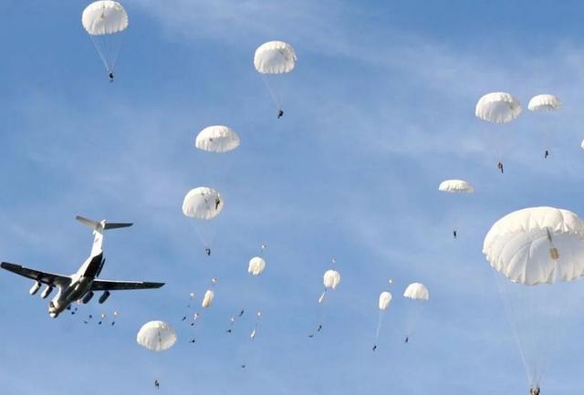 奇迹!乌克兰军方称逆风扳回一城击退俄军,疑似伞兵战略部署失误休闲区蓝鸢梦想 - Www.slyday.coM 奇迹!乌克兰军方称逆风扳回一城击退俄军,疑似伞兵战略部署失误休闲区蓝鸢梦想 - Www.slyday.coM