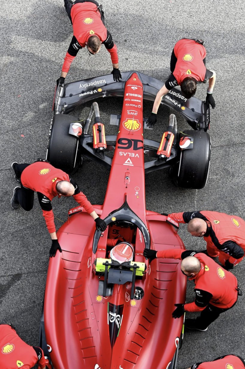 今年法拉利f1-75发布的时候没有发官方俯视图