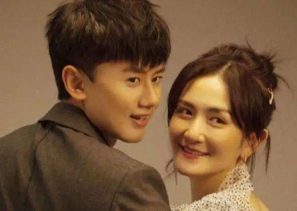 谢娜张杰“跳单”事件后,包场支持好友新电影,力证夫妻俩够大方休闲区蓝鸢梦想 - Www.slyday.coM 谢娜张杰“跳单”事件后,包场支持好友新电影,力证夫妻俩够大方休闲区蓝鸢梦想 - Www.slyday.coM