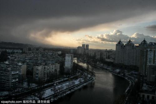 乌总统新闻秘书称乌俄就谈判地点磋商 基辅再次响起剧烈爆炸声休闲区蓝鸢梦想 - Www.slyday.coM 乌总统新闻秘书称乌俄就谈判地点磋商 基辅再次响起剧烈爆炸声休闲区蓝鸢梦想 - Www.slyday.coM