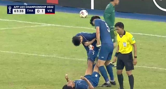 1-0！越南U23大爆发，一周内双杀对手，创2大纪录，队员拼到抽筋