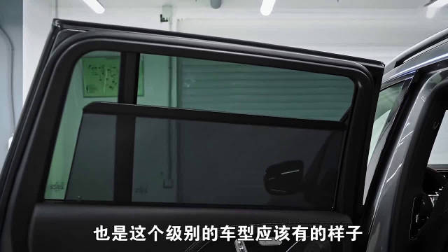 实拍全新奔驰AMG-GLS63，612匹马力3.8秒破百，落地超过300万！