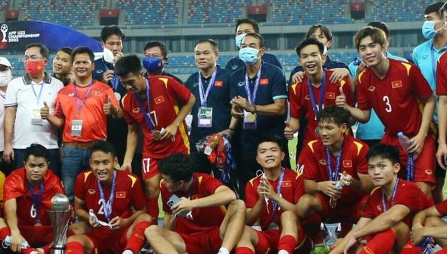 国足能追上吗？越南U23队全胜0失球夺冠，喜获10亿奖金