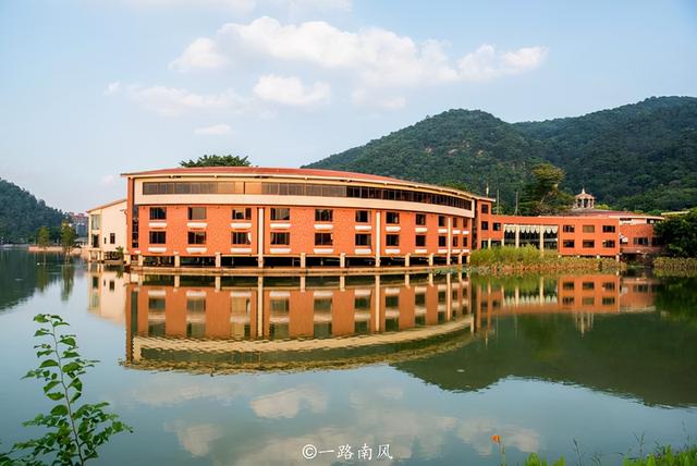 2021中国最具幸福感城市榜,佛山南海上榜三次,有空就去旅游吧休闲区蓝鸢梦想 - Www.slyday.coM 2021中国最具幸福感城市榜,佛山南海上榜三次,有空就去旅游吧休闲区蓝鸢梦想 - Www.slyday.coM