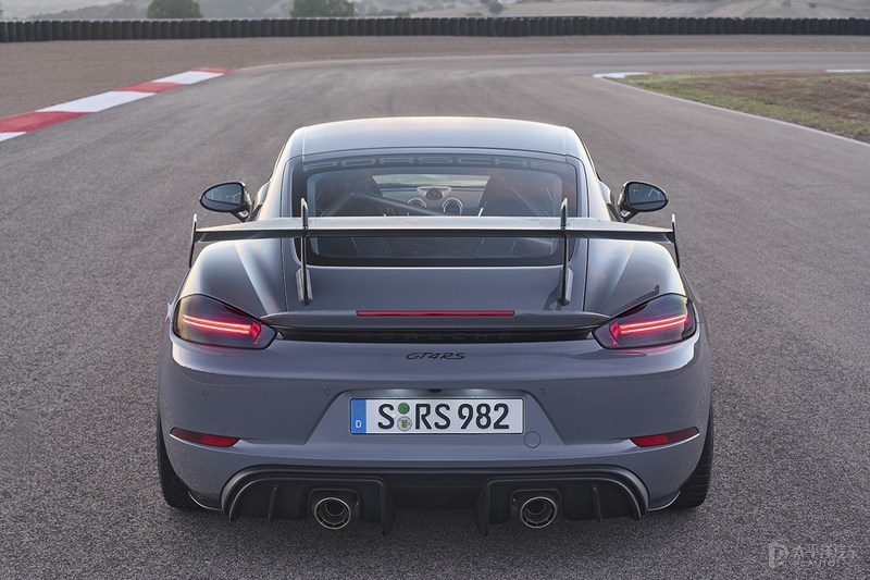 保时捷718Spyder,保时捷718cayman 保时捷718spydergt4rs或下半年亮相