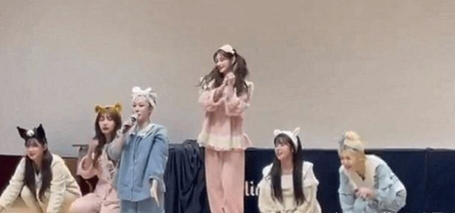 EVERGLOW王怡人“中国式拜年”引争议，<a href=