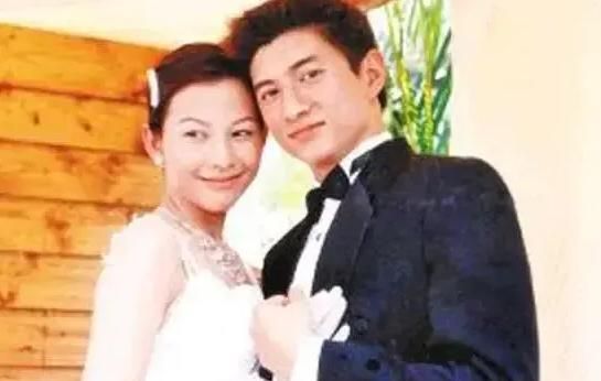 吴奇隆蔡少芬的一段情说什么不在意她的过去最终却娶了刘诗诗