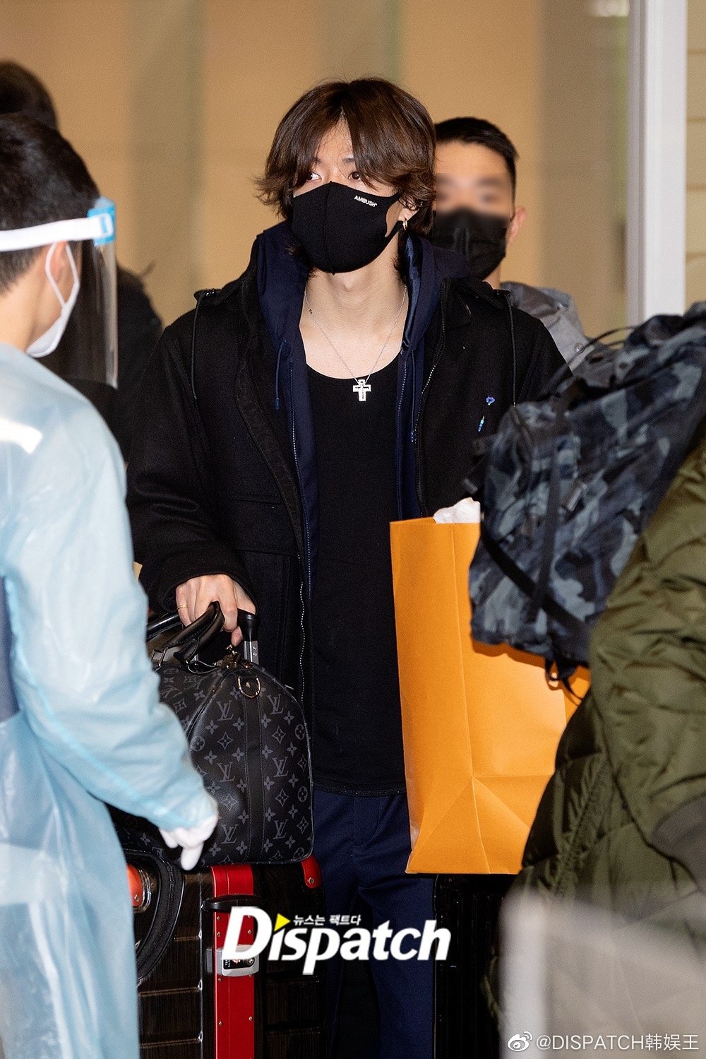 2日， 成员 结束在日本的个人日程，经仁川机场返回<a href=