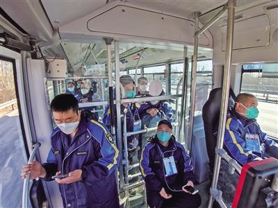 冬残奥会期间,40辆公交车改装成“福祉车”服务轮椅乘客休闲区蓝鸢梦想 - Www.slyday.coM 冬残奥会期间,40辆公交车改装成“福祉车”服务轮椅乘客休闲区蓝鸢梦想 - Www.slyday.coM