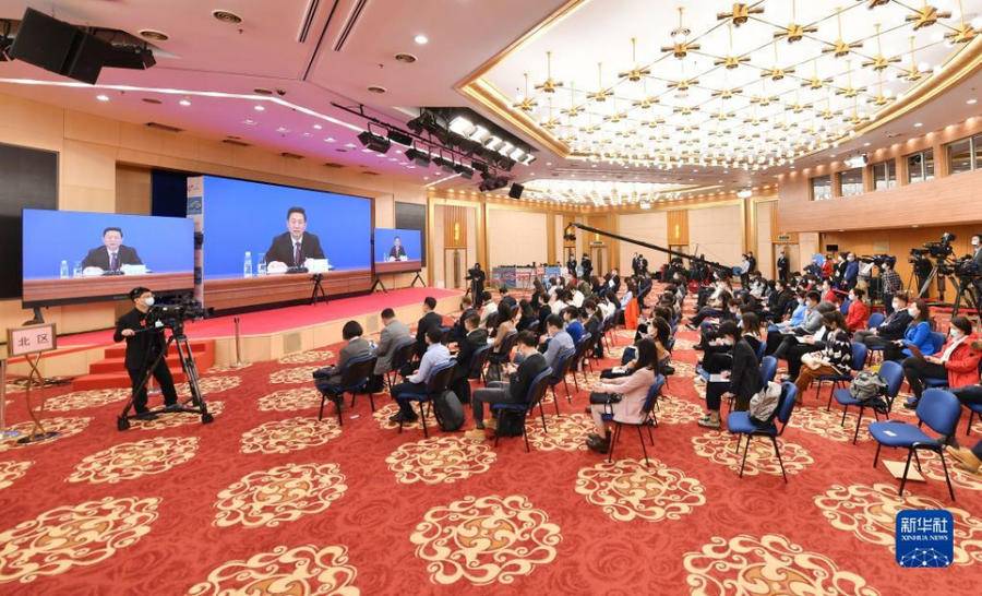 两会观察休闲区蓝鸢梦想 - Www.slyday.coM 两会观察休闲区蓝鸢梦想 - Www.slyday.coM