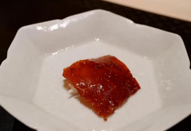 收智商税?上海一中餐厅被指人均两千吃不饱 还不能乱碰不能说话休闲区蓝鸢梦想 - Www.slyday.coM 收智商税?上海一中餐厅被指人均两千吃不饱 还不能乱碰不能说话休闲区蓝鸢梦想 - Www.slyday.coM