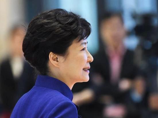 朴槿惠的妹妹朴槿姈，为啥退出<a href=