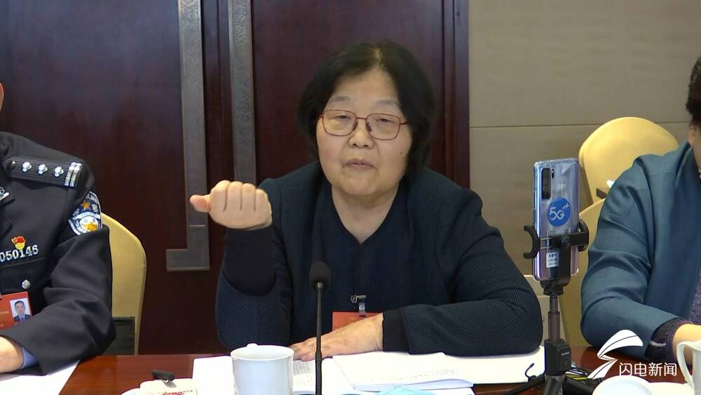 全国人大代表赵冬苓:建议国家为企业承担一部分因雇佣育龄、产龄、怀孕女性造成的损失和负担休闲区蓝鸢梦想 - Www.slyday.coM 全国人大代表赵冬苓:建议国家为企业承担一部分因雇佣育龄、产龄、怀孕女性造成的损失和负担休闲区蓝鸢梦想 - Www.slyday.coM