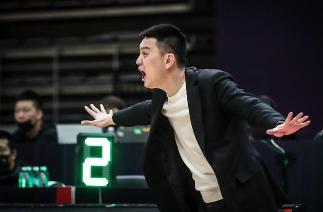 拒绝4连败!辽宁复仇战不能只靠赵继伟,内线外援要承担更多责任休闲区蓝鸢梦想 - Www.slyday.coM 拒绝4连败!辽宁复仇战不能只靠赵继伟,内线外援要承担更多责任休闲区蓝鸢梦想 - Www.slyday.coM