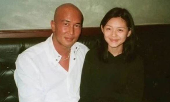 汪小菲低三下四哄了大S十一年，离婚4个月后，大S改嫁<a href=