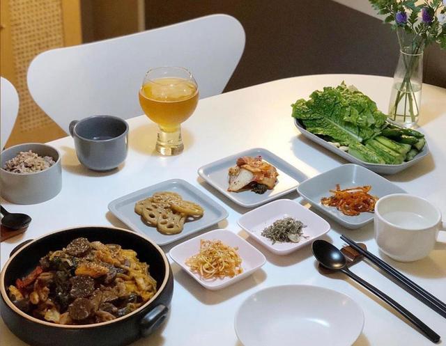 把家布置的像艺术馆，看<a href=