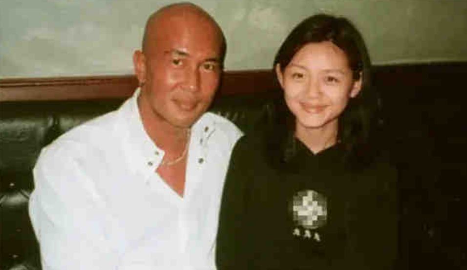 妈妈否认大S具俊晔回<a href=