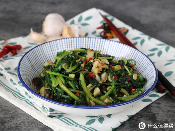 菠菜虽然营养,但不能乱吃,菠菜的食用禁忌要记牢,附6种做法休闲区蓝鸢梦想 - Www.slyday.coM 菠菜虽然营养,但不能乱吃,菠菜的食用禁忌要记牢,附6种做法休闲区蓝鸢梦想 - Www.slyday.coM